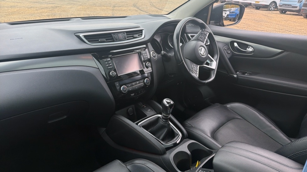 Used Nissan Qashqai 2018 for sale - 77010298: Photo 10