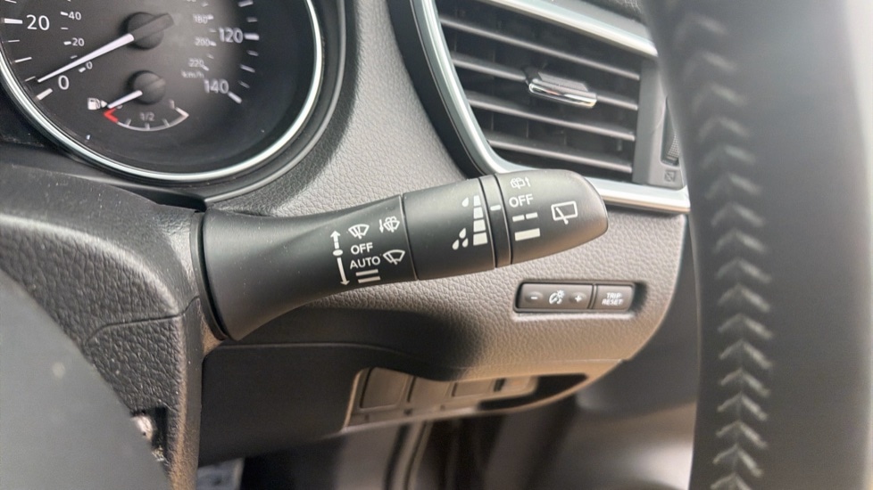 Used Nissan Qashqai 2018 for sale - 77010298: Photo 23