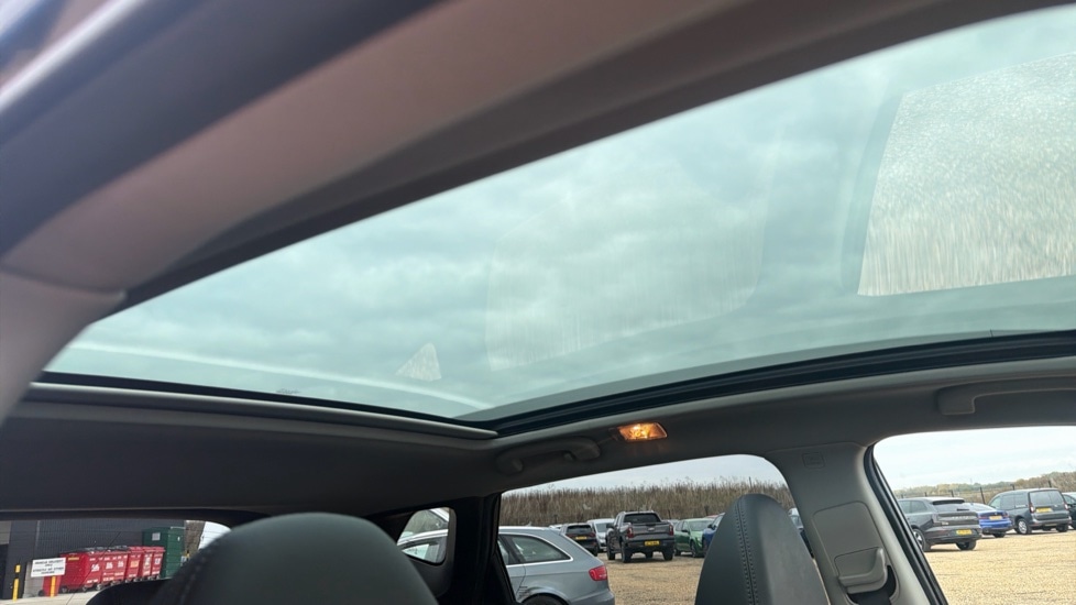 Used Nissan Qashqai 2018 for sale - 77010298: Photo 30