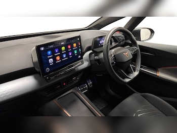 Used Cupra Born 2023 for sale - 76130782: Photo 2