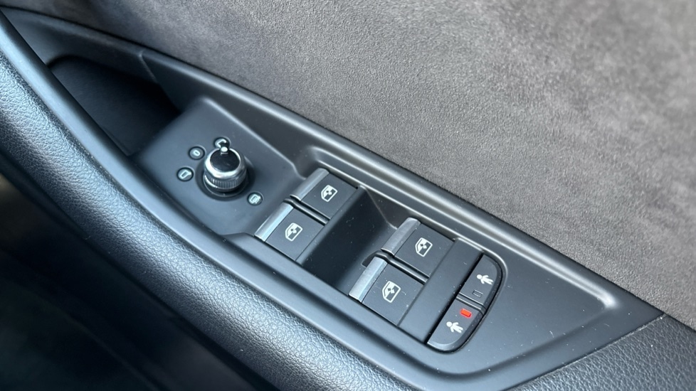 Used Audi A4 2018 for sale - 76355084: Photo 30