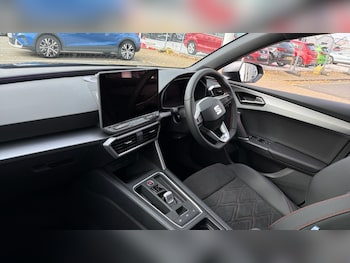 Used SEAT Leon 2025 for sale - 76130569: Photo 2