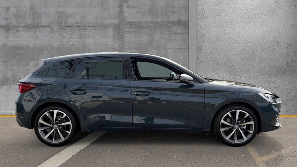 Used SEAT Leon 2025 for sale - 76130569: Photo 4