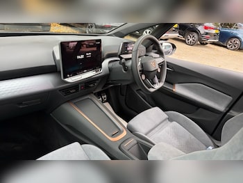 Used Cupra Born 2025 for sale - 76191172: Photo