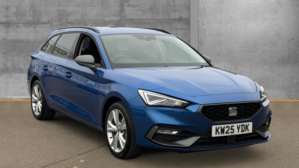 Used SEAT Leon 2025 for sale - 76452169: Photo 1