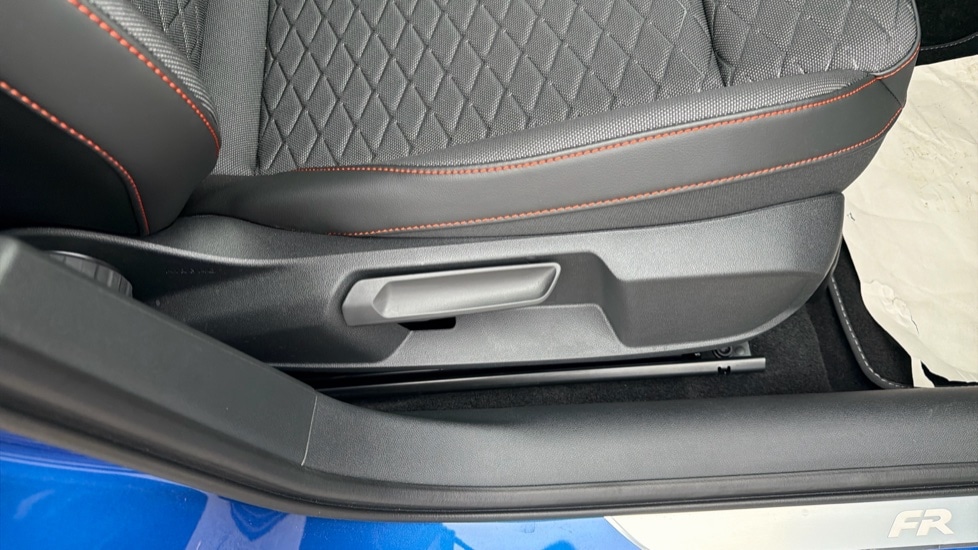 Used SEAT Leon 2025 for sale - 76452169: Photo 39