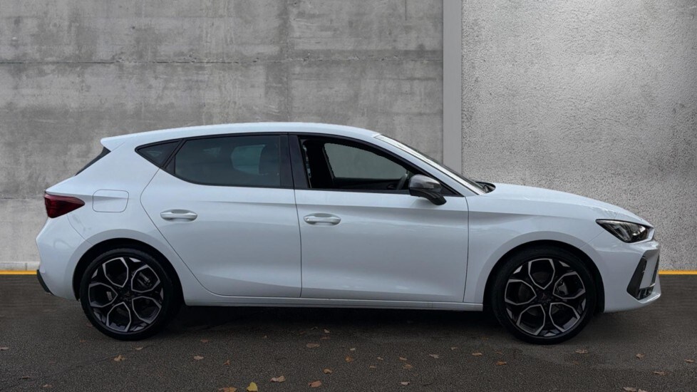 Used Cupra Leon 2025 for sale - 76234175: Photo 4