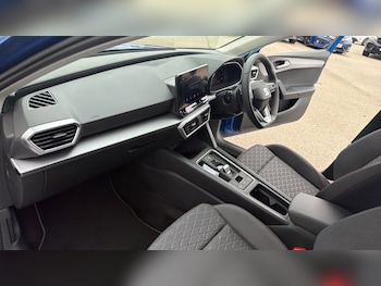 Used SEAT Leon 2025 for sale - 76191114: Photo