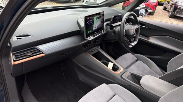 Used Cupra Born 2025 for sale - 76190937: Photo 2