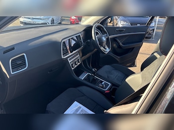 Used SEAT Ateca 2024 for sale - 76615140: Photo