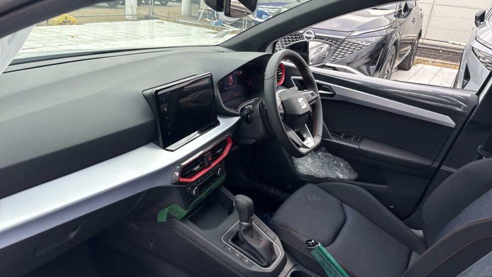 Used SEAT Ibiza 2025 for sale - 76130420: Photo 2