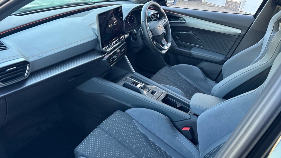 Used Cupra Formentor 2025 for sale - 76921924: Photo 2