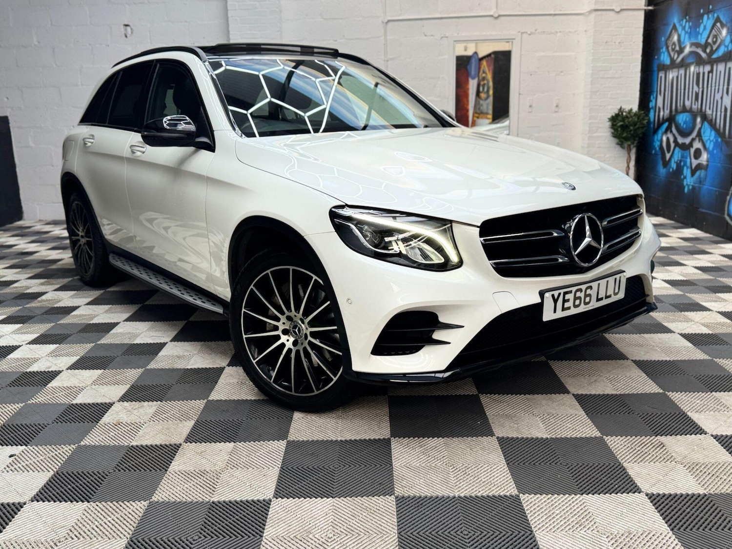 Used Mercedes-Benz GLC 2017 for sale - 76778171: Photo 13