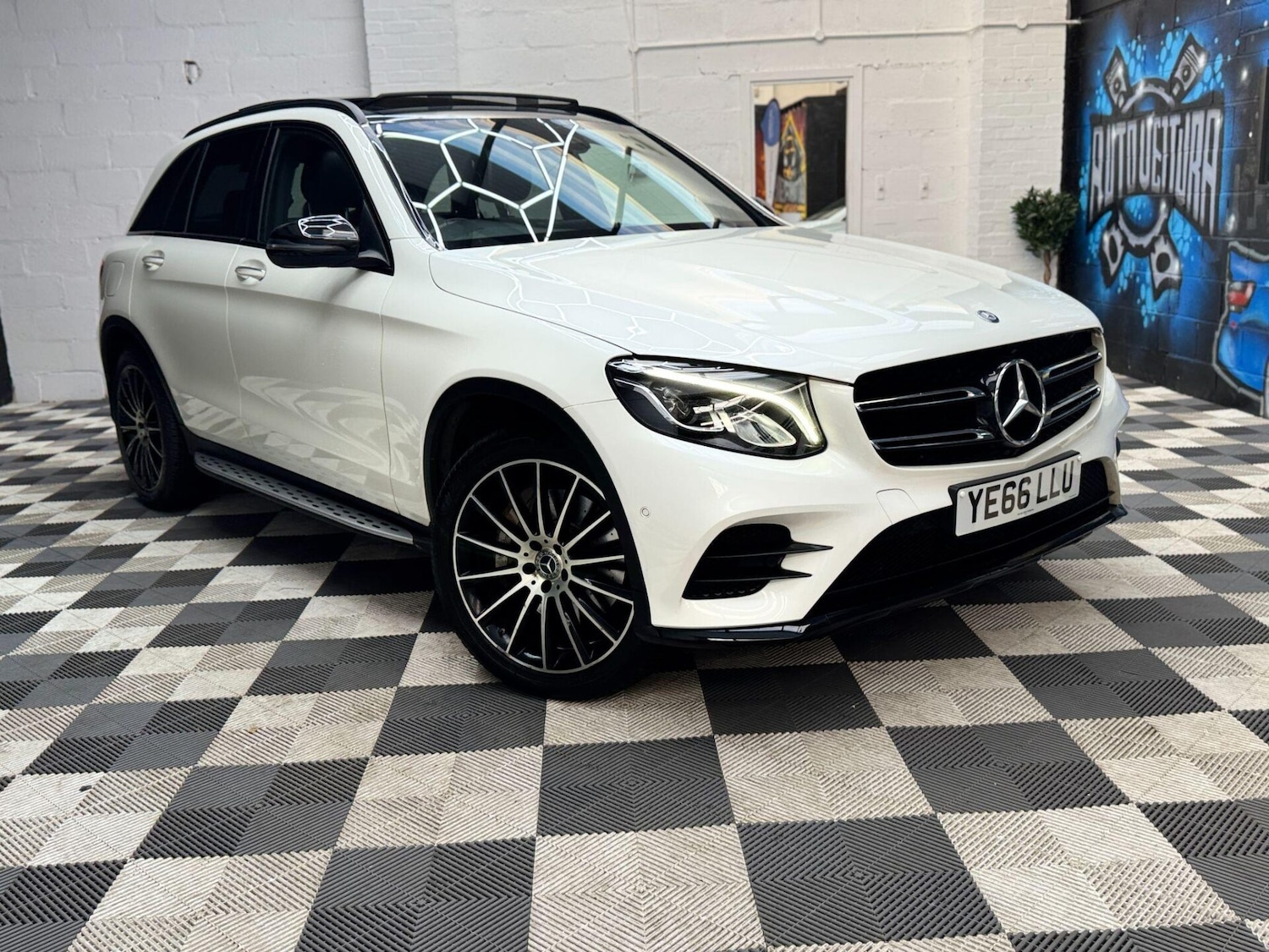 Used Mercedes-Benz GLC 2017 for sale - 76778171: Photo 16