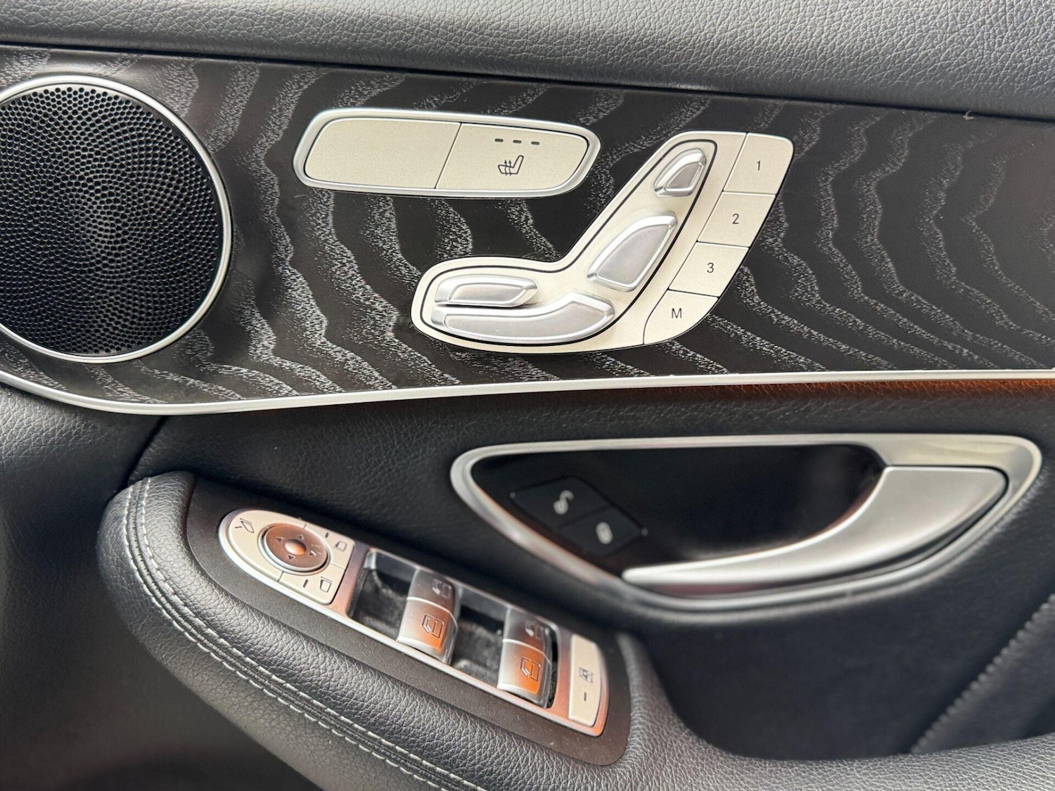 Used Mercedes-Benz GLC 2017 for sale - 76778171: Photo 37