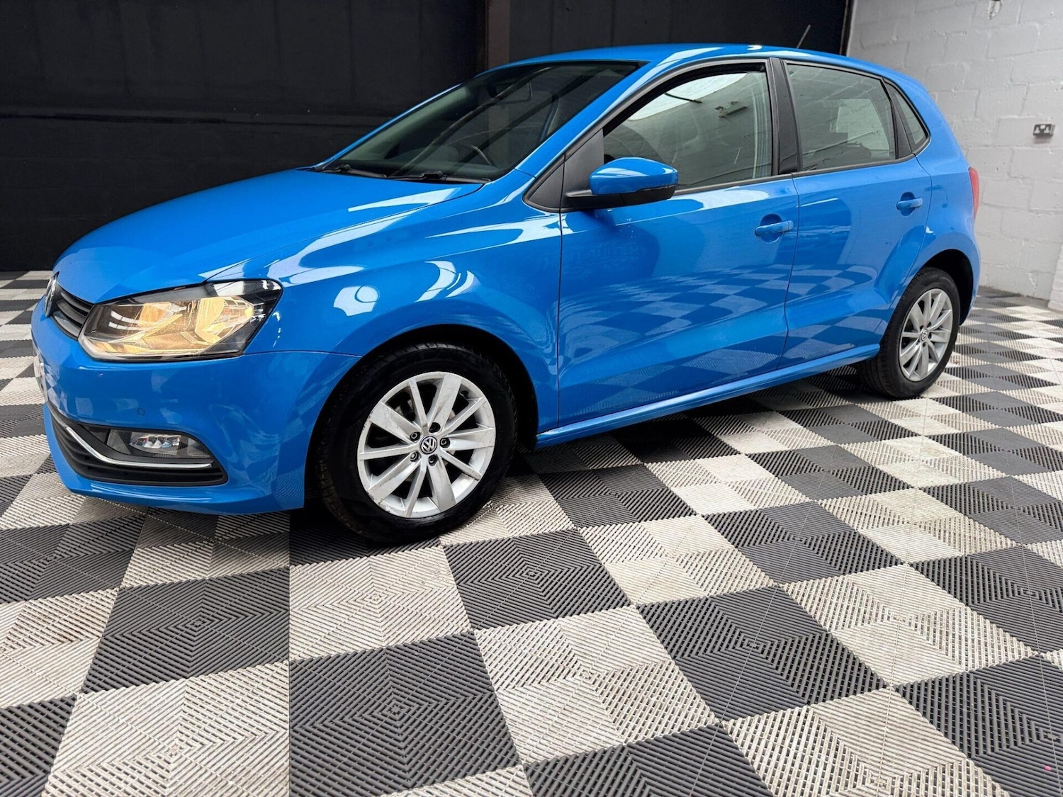 Used Volkswagen Polo 2015 for sale - 76600022: Photo 13