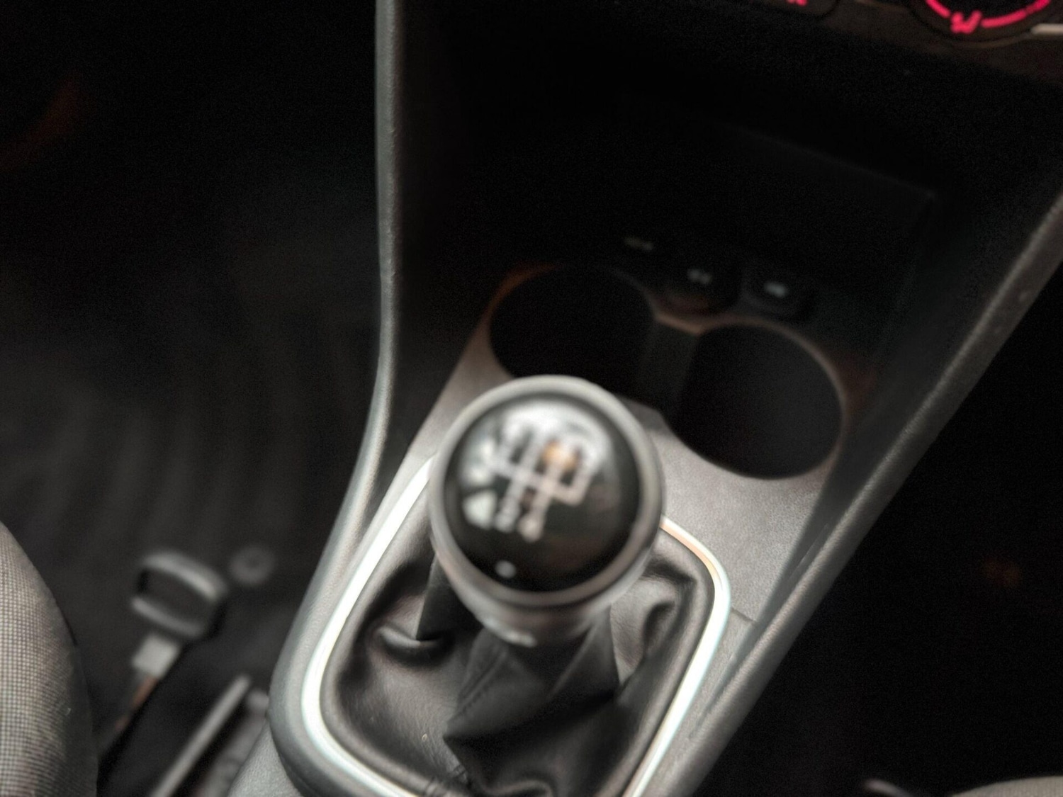 Used Volkswagen Polo 2015 for sale - 76600022: Photo 38