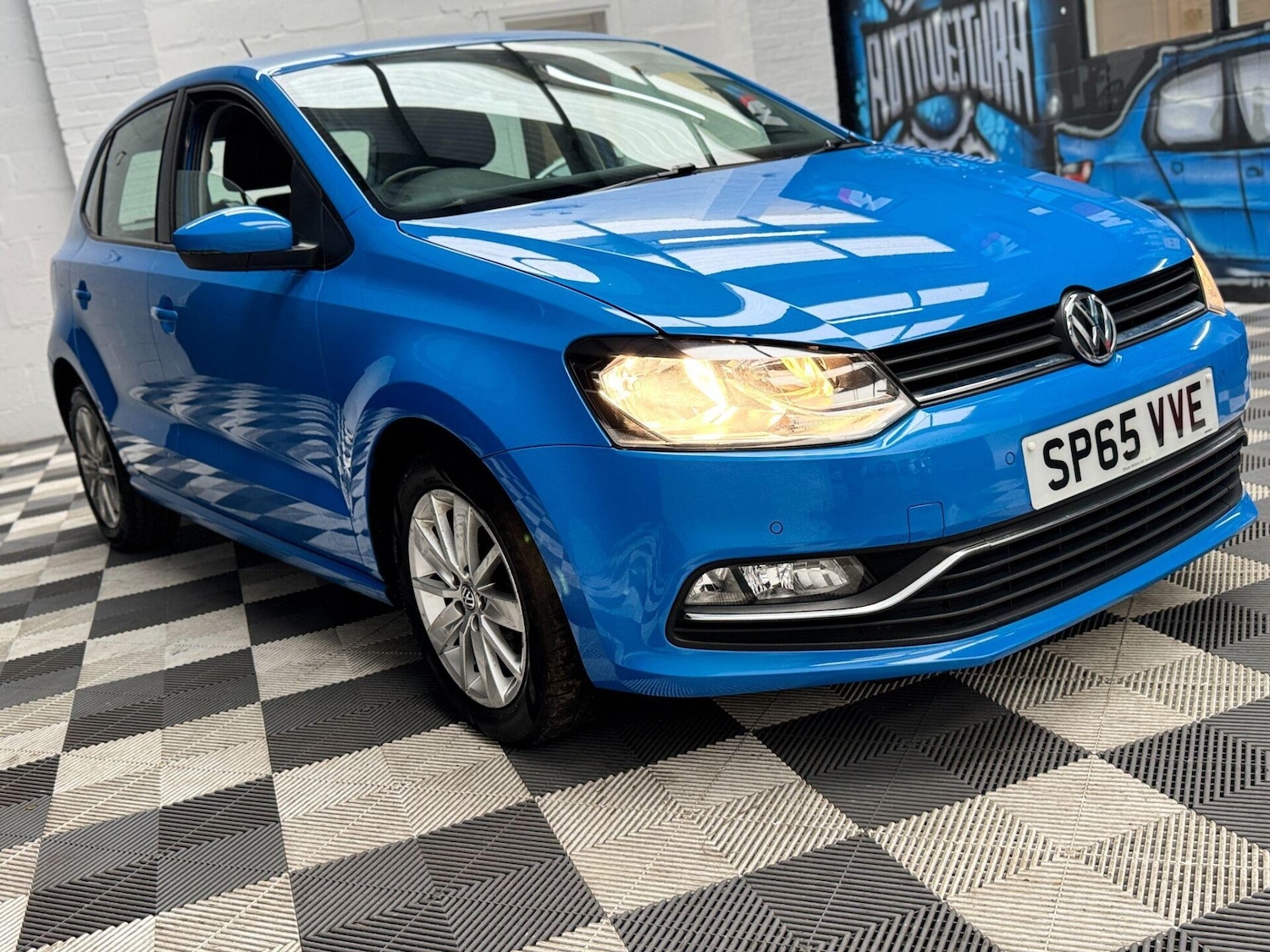 Used Volkswagen Polo 2015 for sale - 76600022: Photo 4