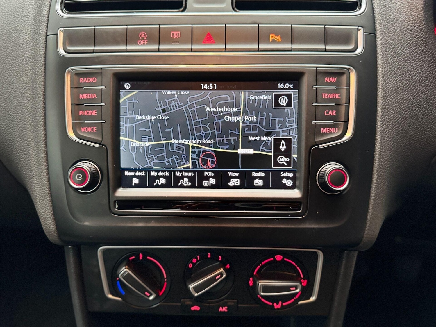 Used Volkswagen Polo 2015 for sale - 76600022: Photo 41