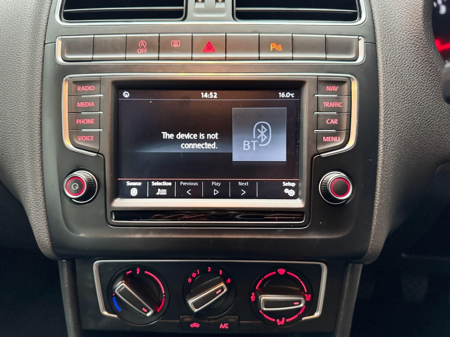 Used Volkswagen Polo 2015 for sale - 76600022: Photo 42