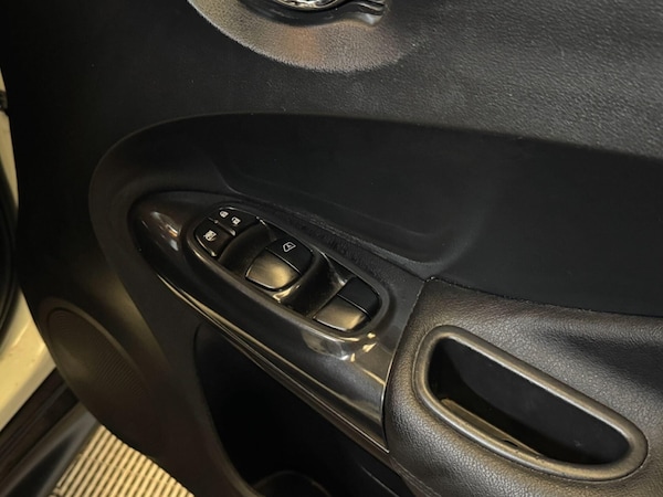 Used Nissan Juke 2017 for sale - 76197788: Photo 39