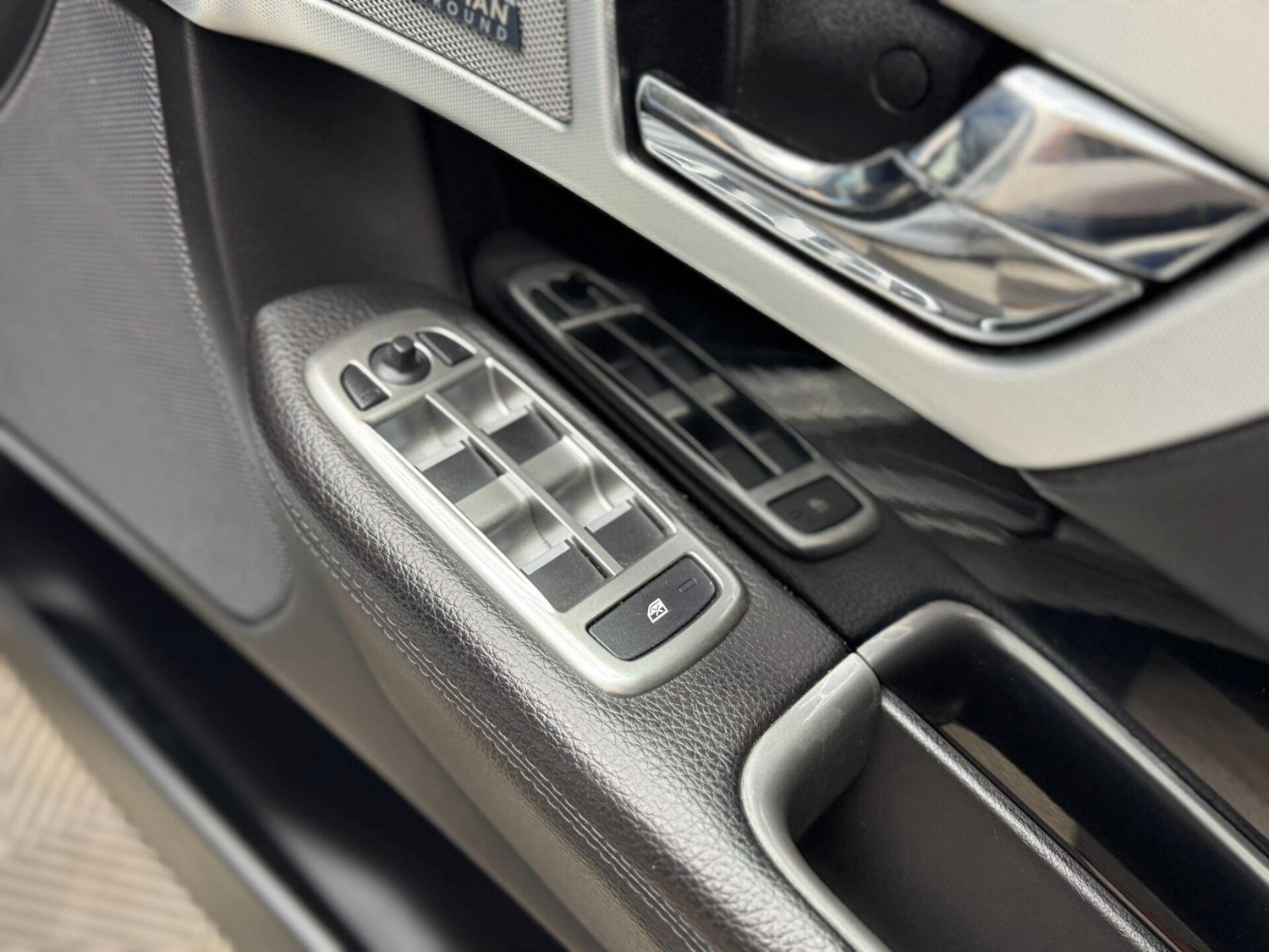 Used Jaguar XF 2015 for sale - 77208700: Photo 26