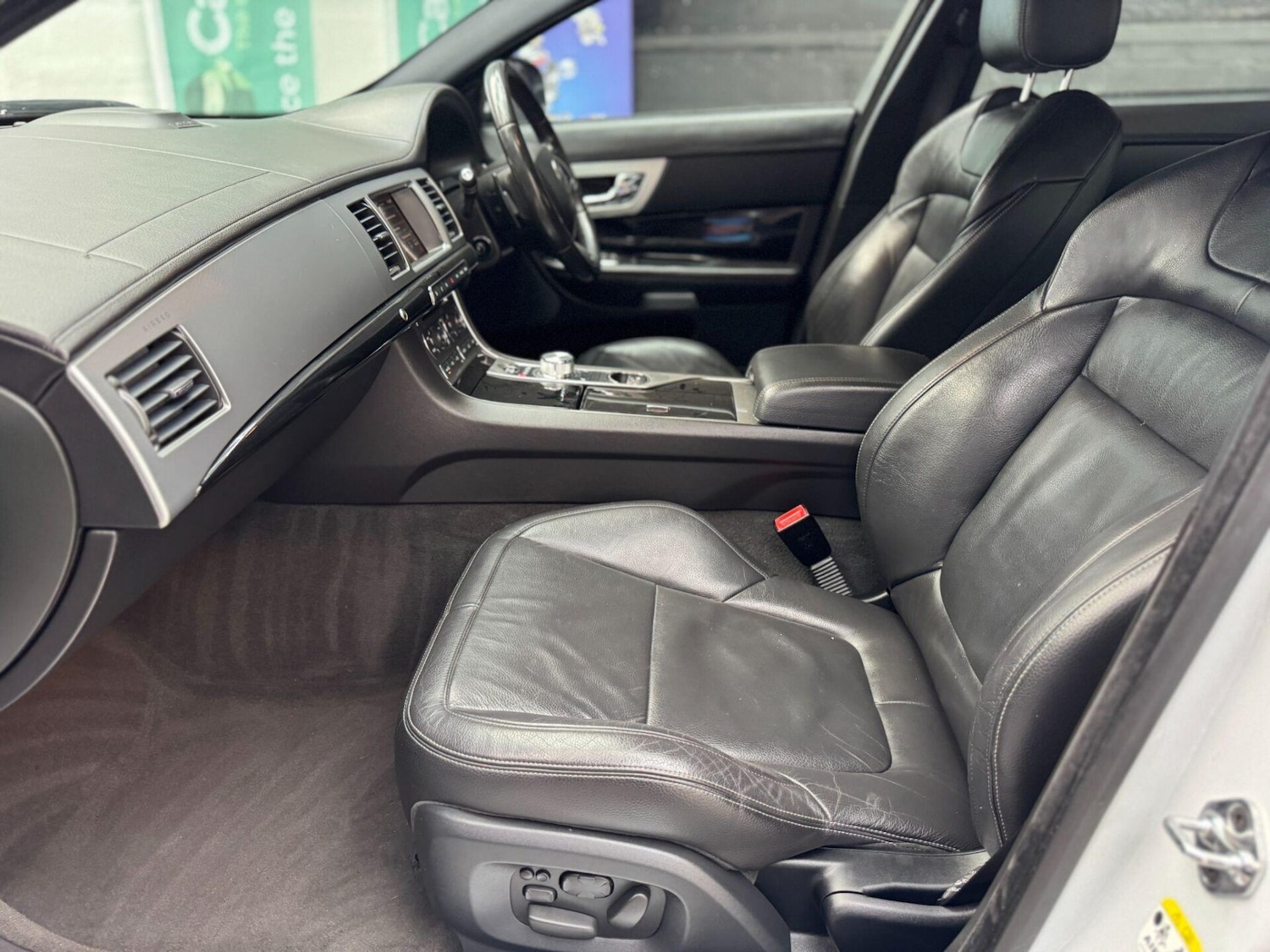 Used Jaguar XF 2015 for sale - 77208700: Photo 35