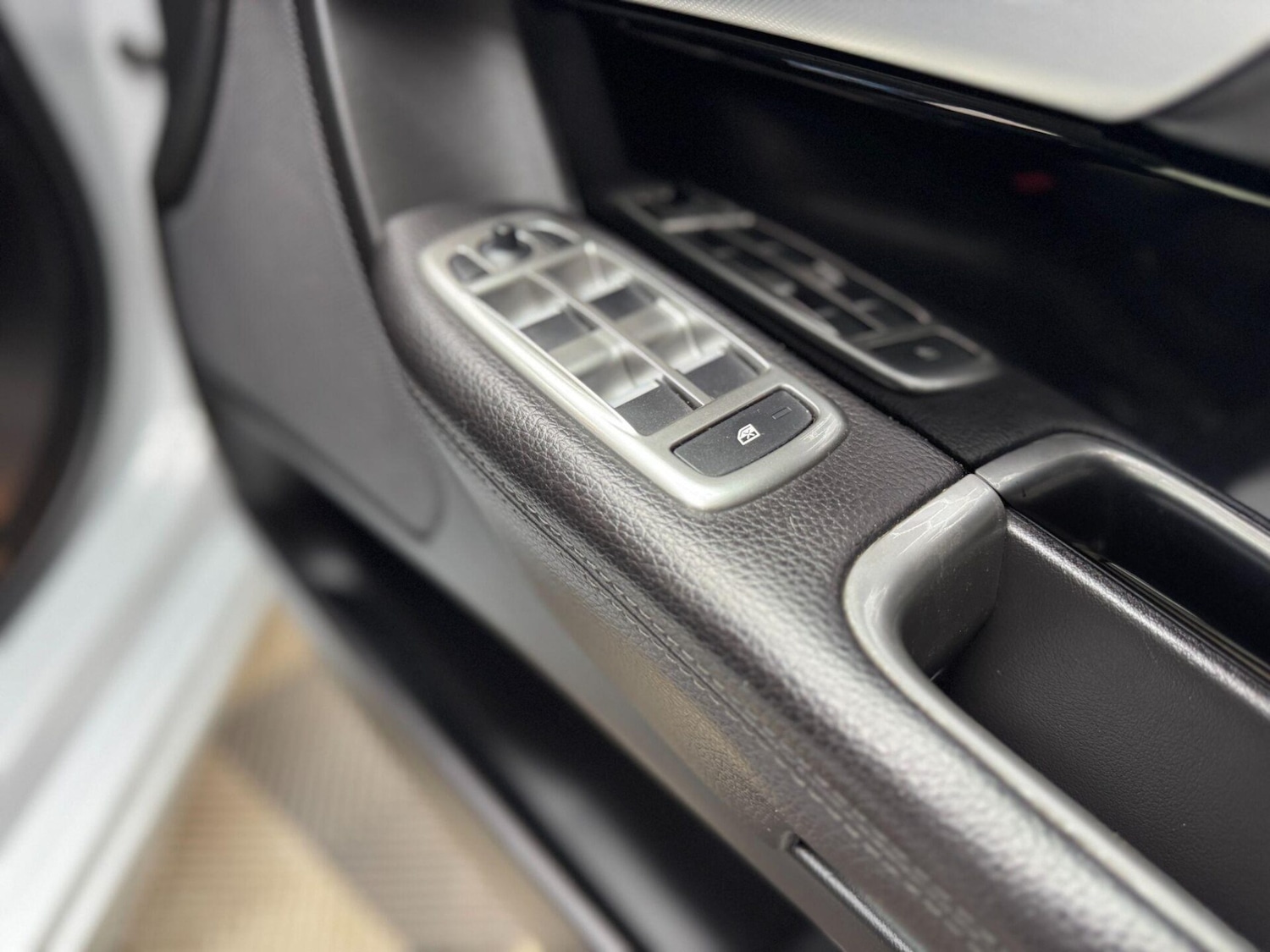 Used Jaguar XF 2015 for sale - 77208700: Photo 39