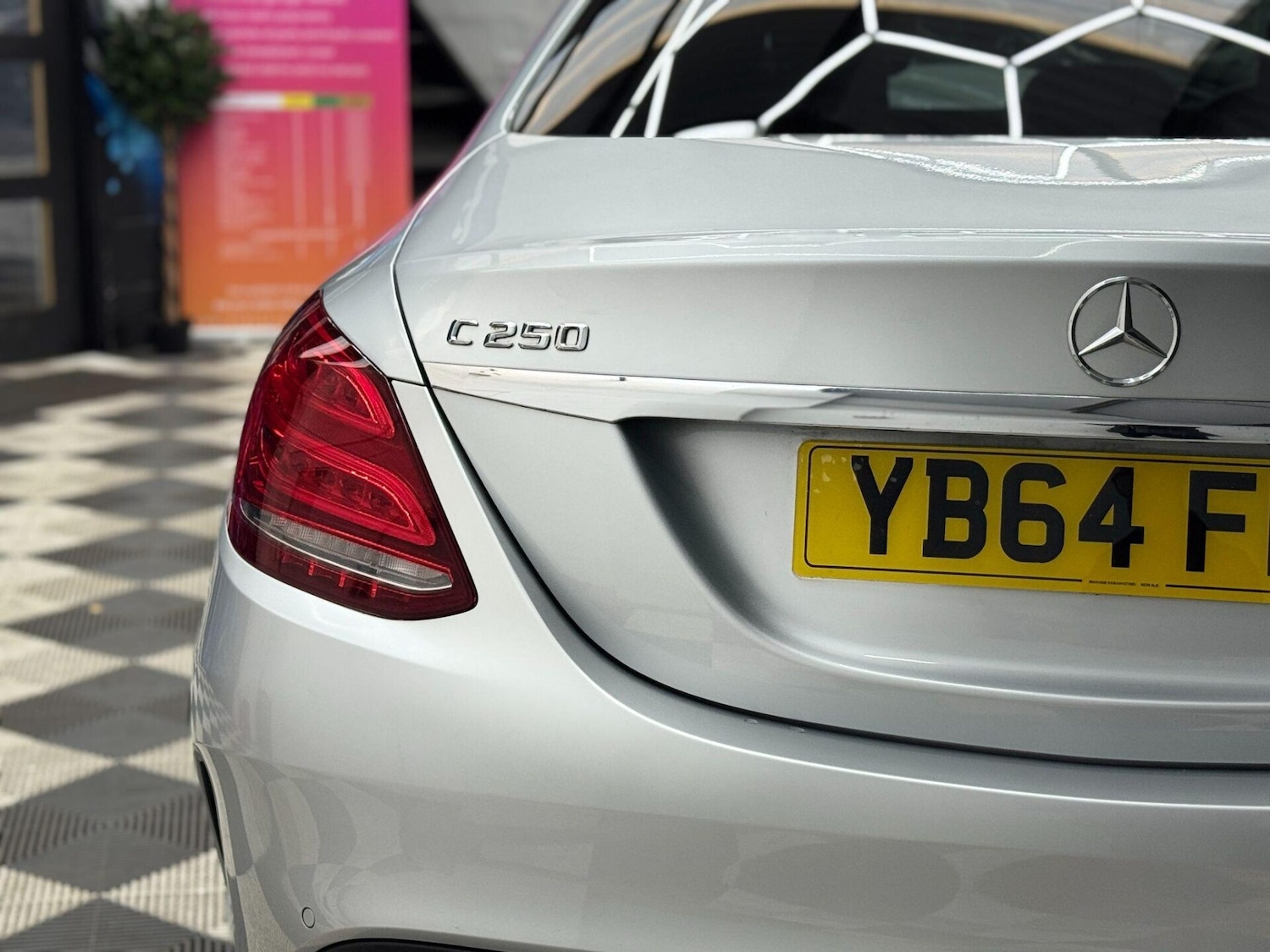 Used Mercedes-Benz C Class 2015 for sale - 76909333: Photo 16