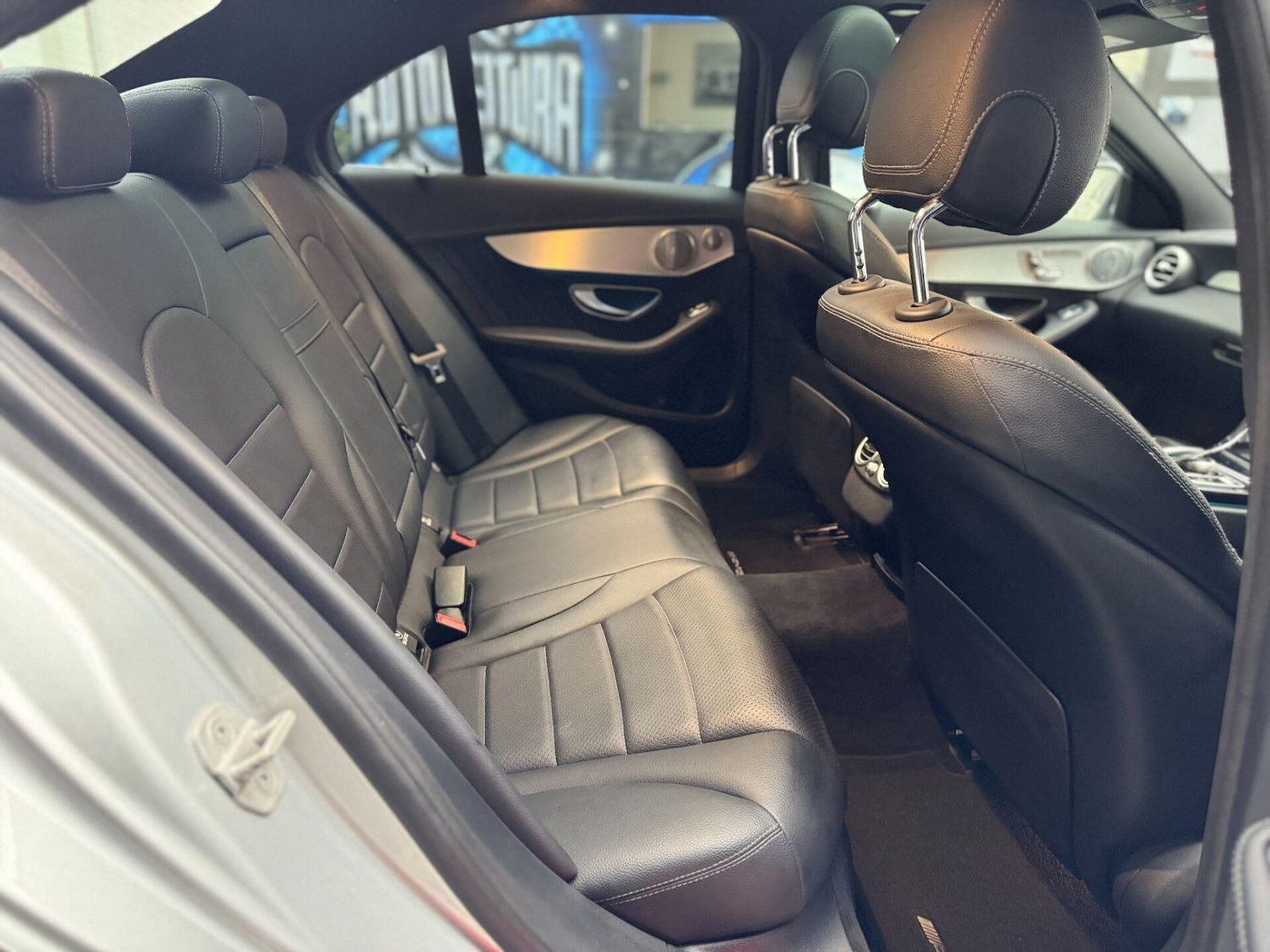 Used Mercedes-Benz C Class 2015 for sale - 76909333: Photo 26