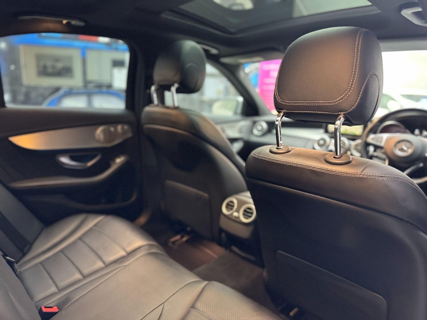 Used Mercedes-Benz C Class 2015 for sale - 76909333: Photo 27