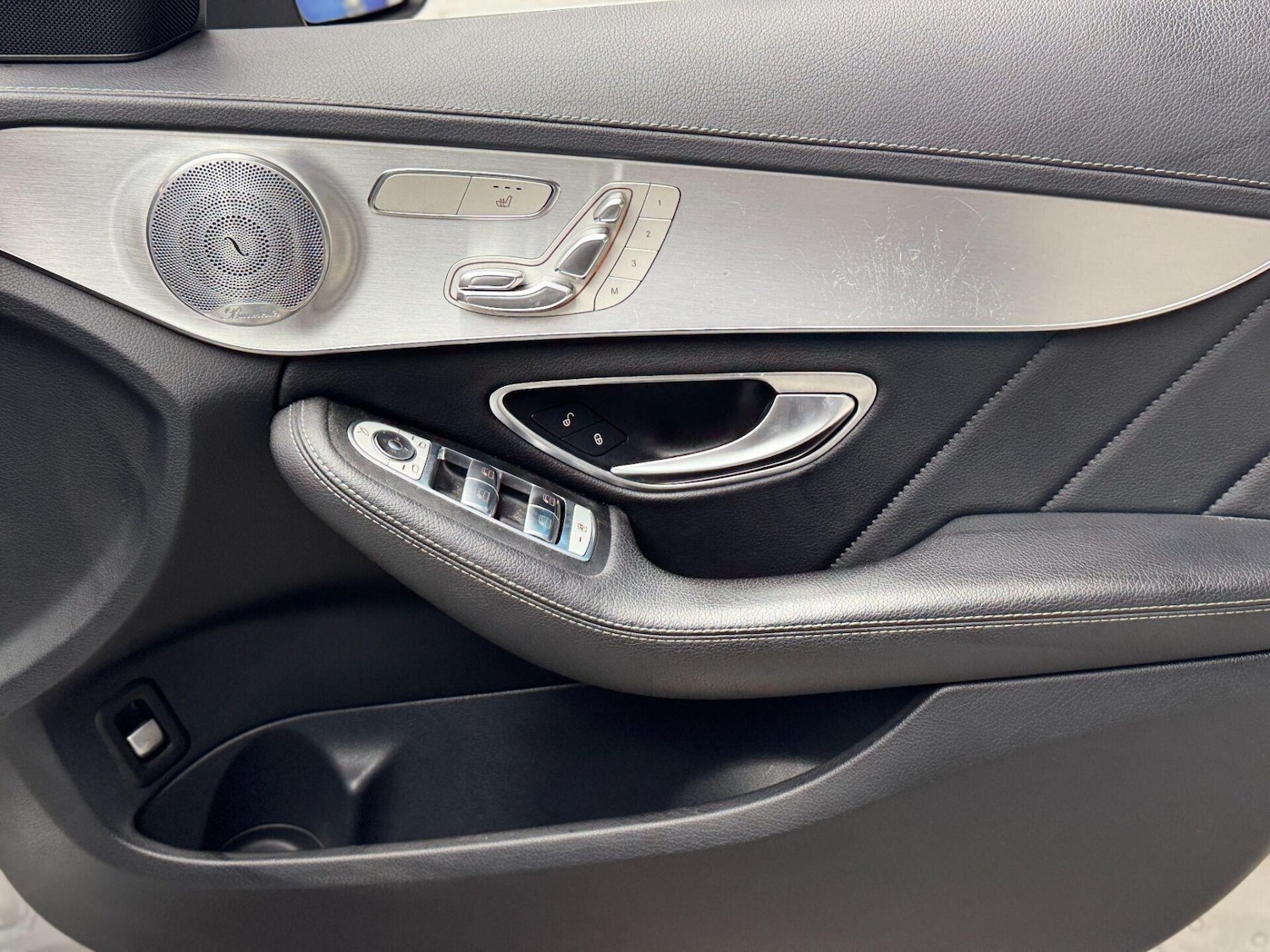 Used Mercedes-Benz C Class 2015 for sale - 76909333: Photo 32