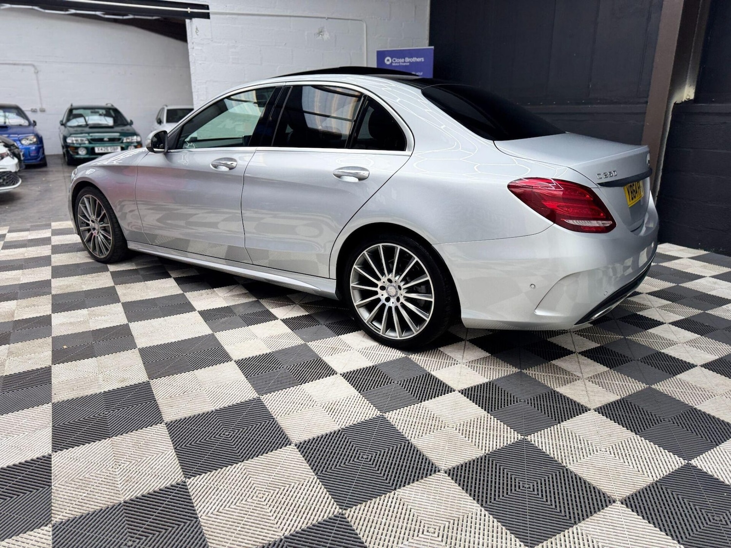 Used Mercedes-Benz C Class 2015 for sale - 76909333: Photo 6