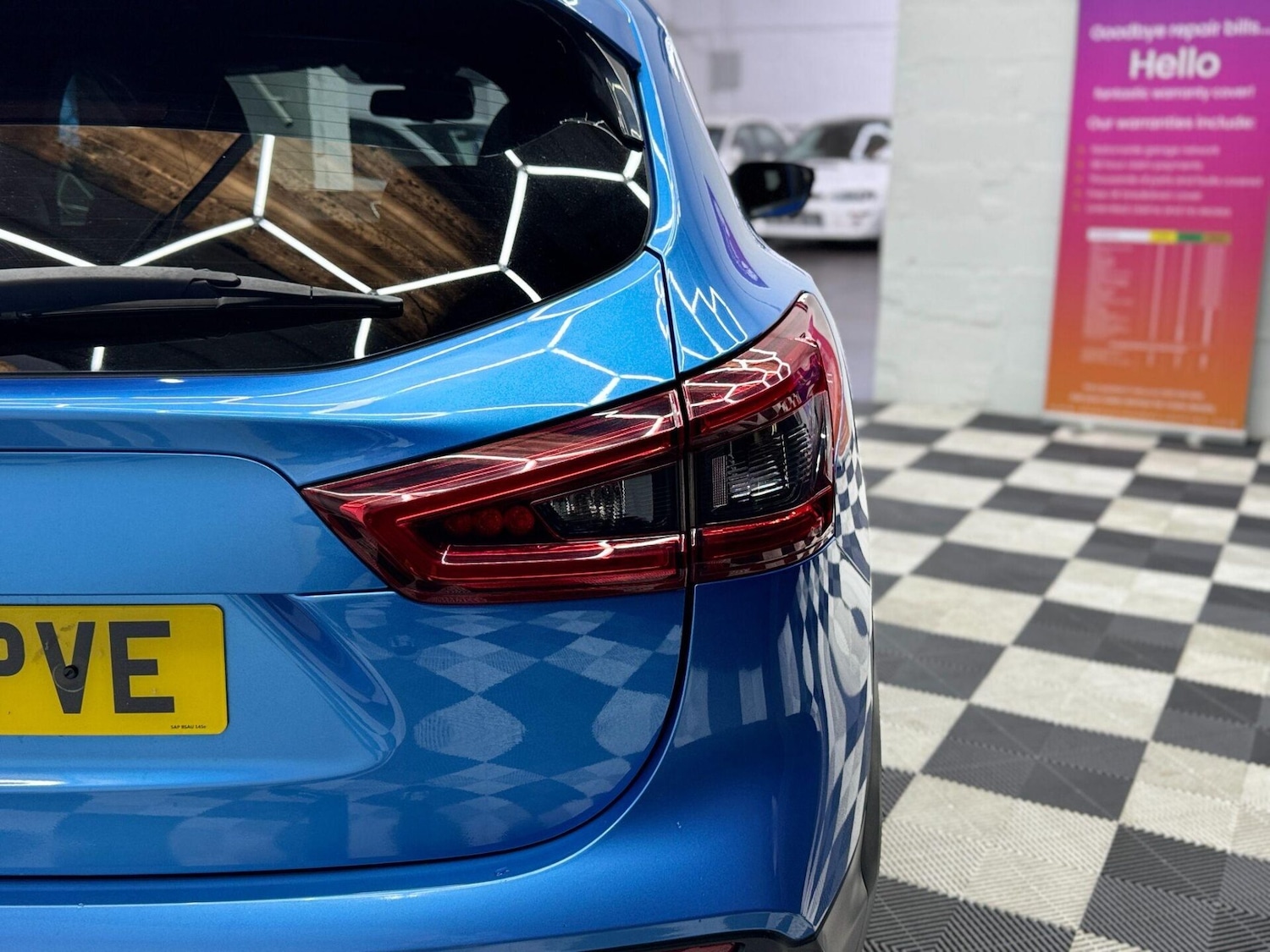 Used Nissan Qashqai 2017 for sale - 76637332: Photo 15