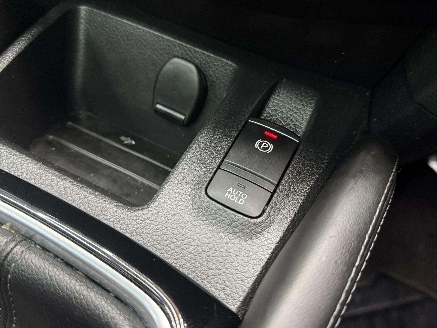 Used Nissan Qashqai 2017 for sale - 76637332: Photo 51