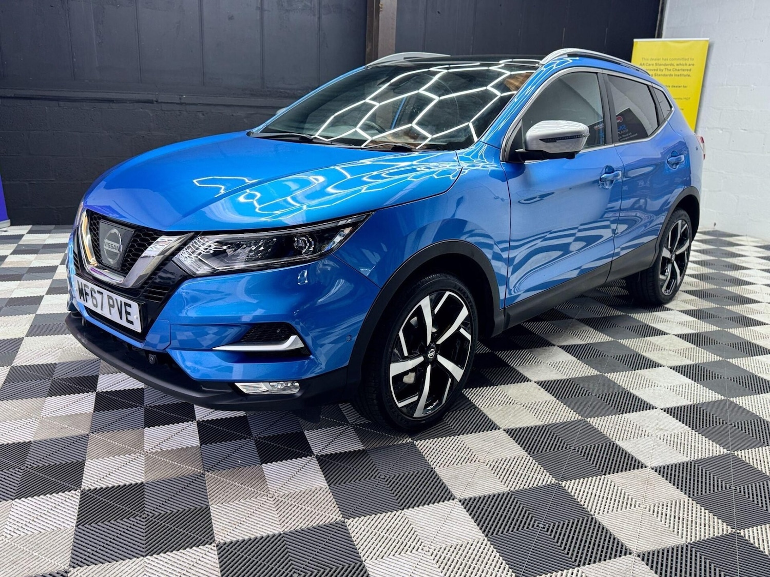 Used Nissan Qashqai 2017 for sale - 76637332: Photo 60