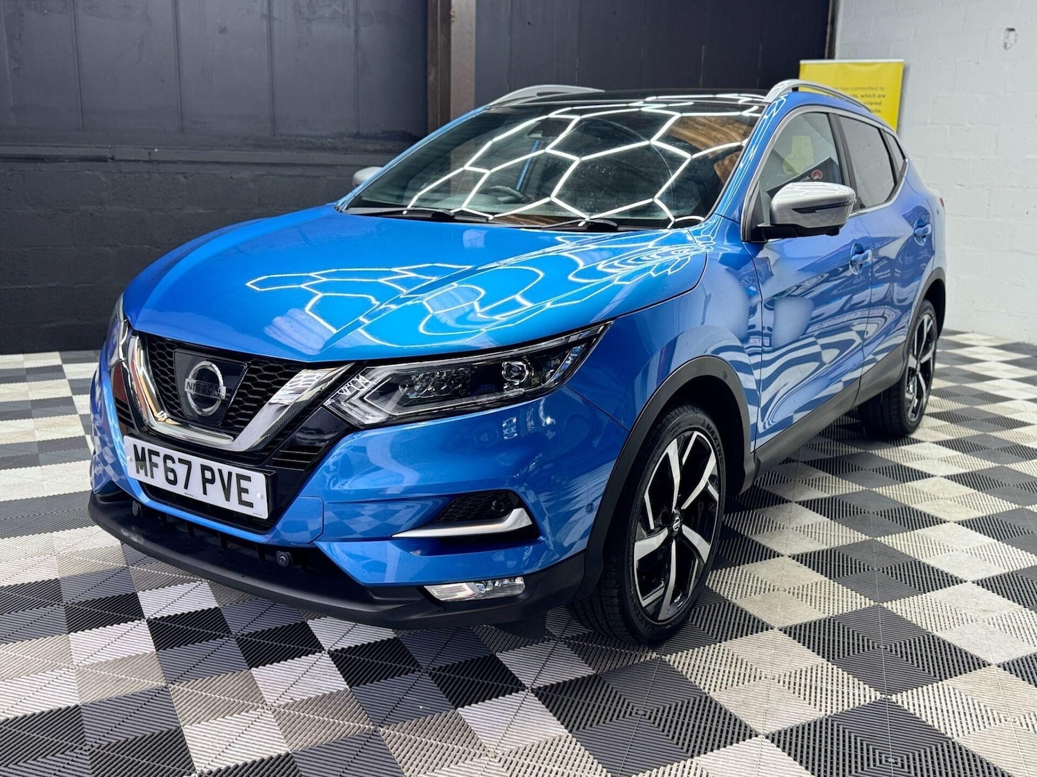 Used Nissan Qashqai 2017 for sale - 76637332: Photo 62