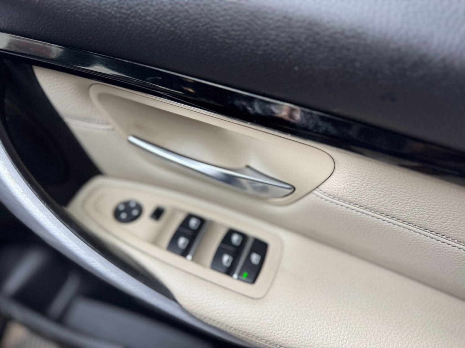 Used BMW 3 Series 2018 for sale - 77226200: Photo 40