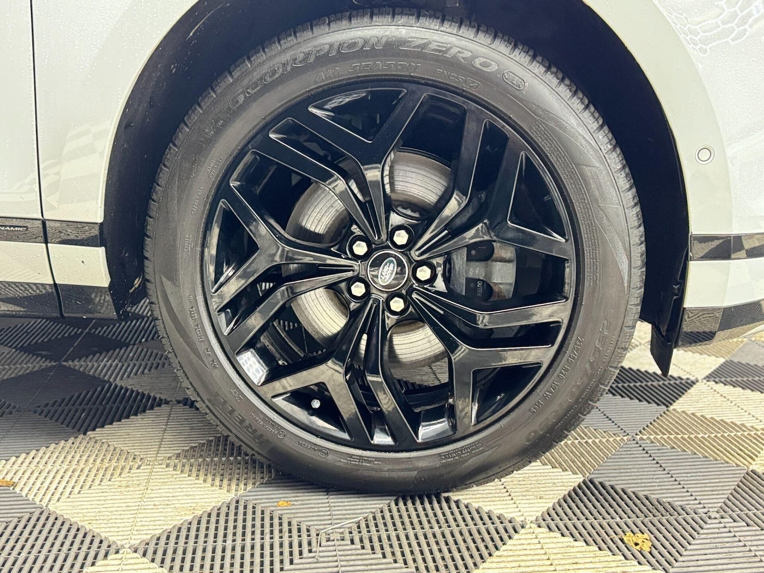 Used Land Rover Range Rover Evoque 2020 for sale - 76883906: Photo 24