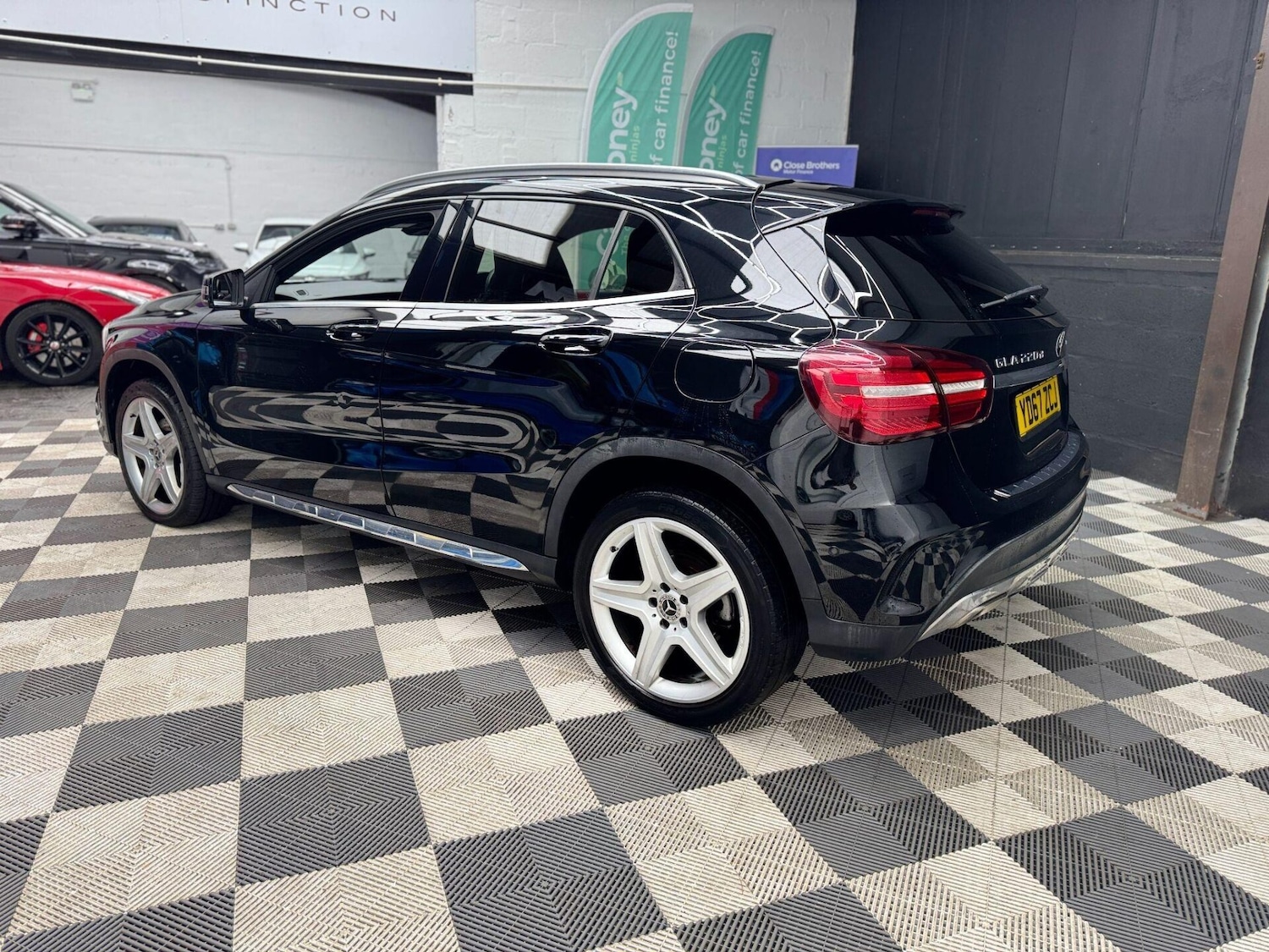 Used Mercedes-Benz GLA 2017 for sale - 77340682: Photo 4