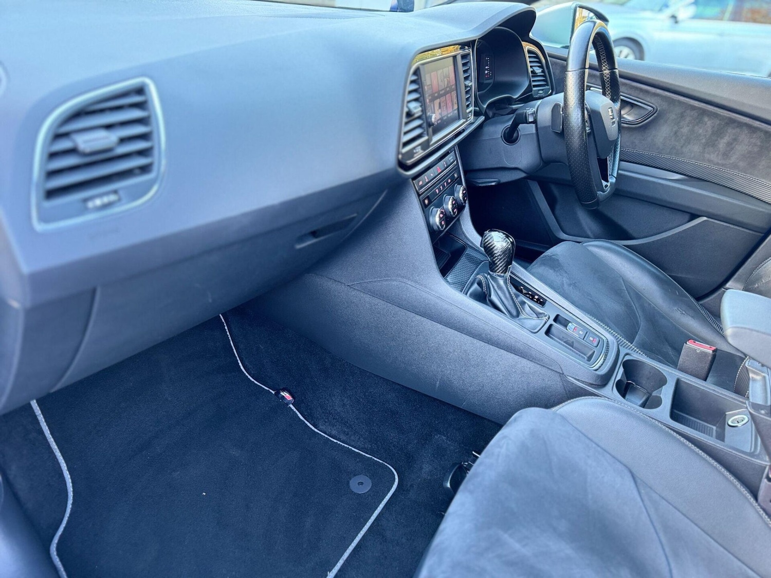 Used SEAT Leon 2018 for sale - 76385610: Photo 37