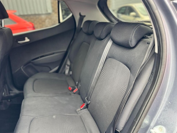 Used Hyundai i10 2017 for sale - 76220546: Photo 19