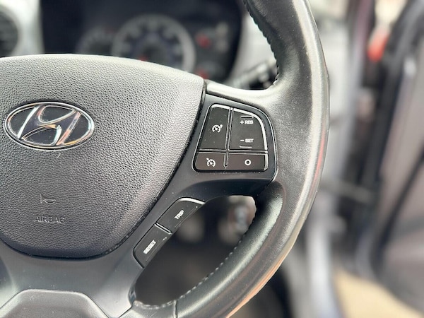 Used Hyundai i10 2017 for sale - 76220546: Photo 22