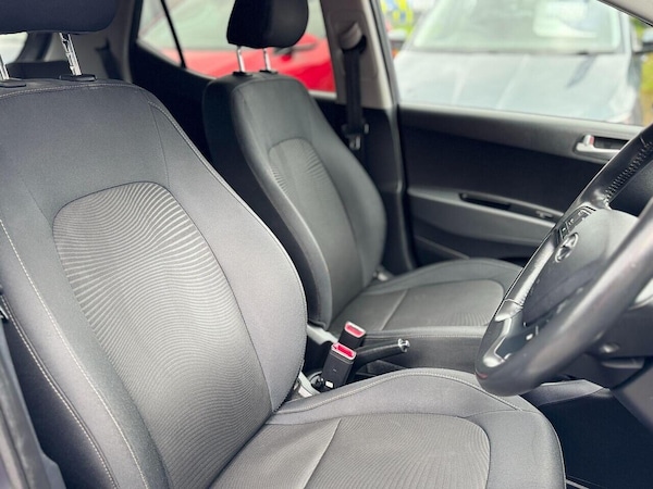 Used Hyundai i10 2017 for sale - 76220546: Photo 48
