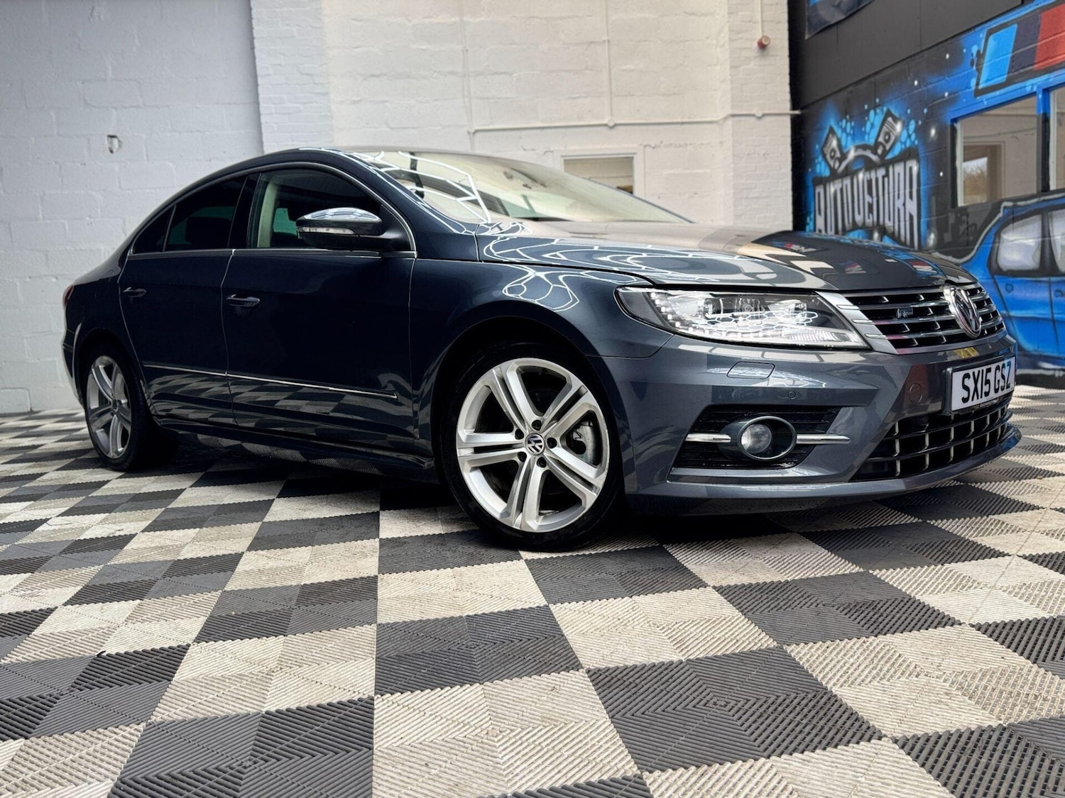 Used Volkswagen CC 2015 for sale - 76847739: Photo 4