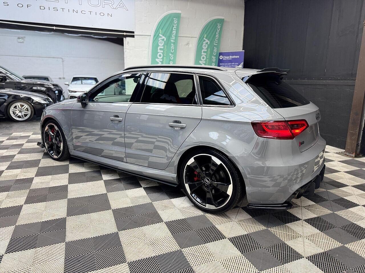 Used Audi RS3 2016 for sale - 77211352: Photo 15
