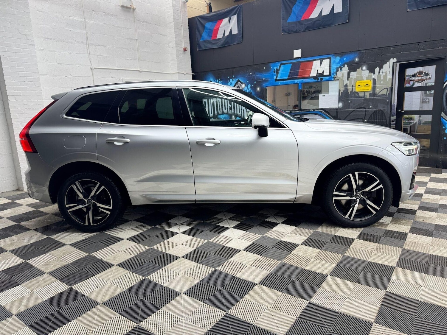 Used Volvo XC60 2018 for sale - 76600029: Photo 30