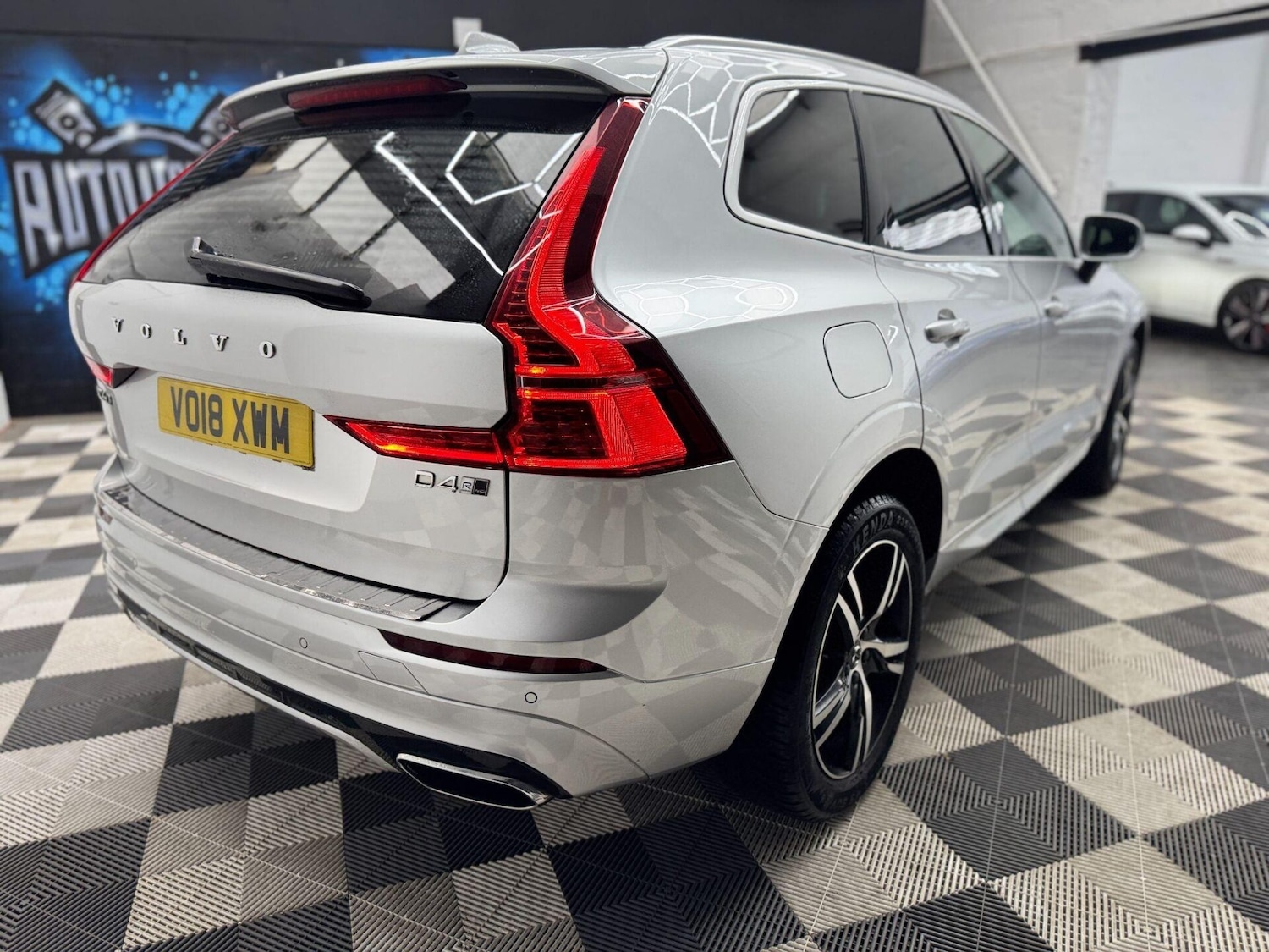 Used Volvo XC60 2018 for sale - 76600029: Photo 32