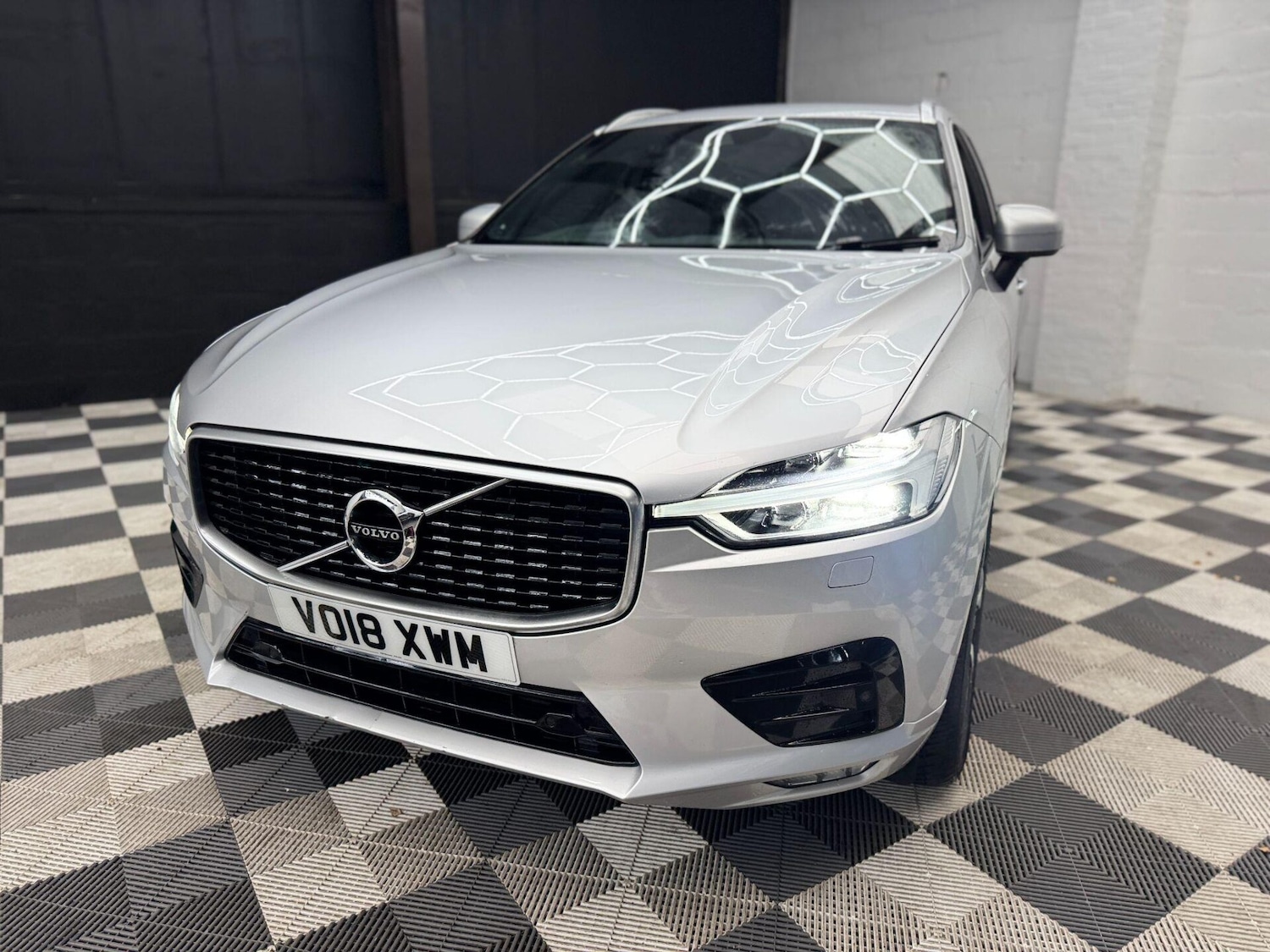 Used Volvo XC60 2018 for sale - 76600029: Photo 4