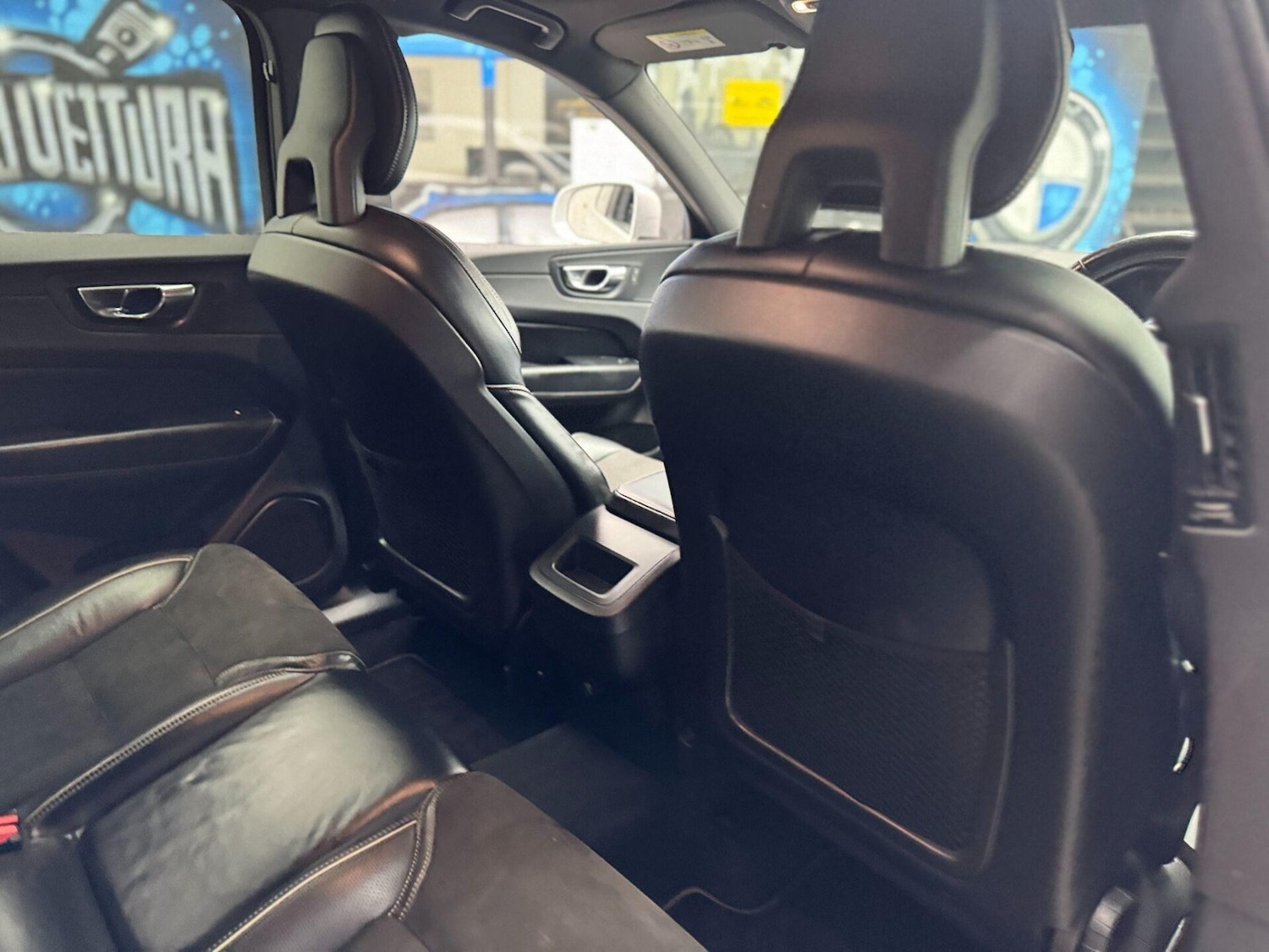 Used Volvo XC60 2018 for sale - 76600029: Photo 44
